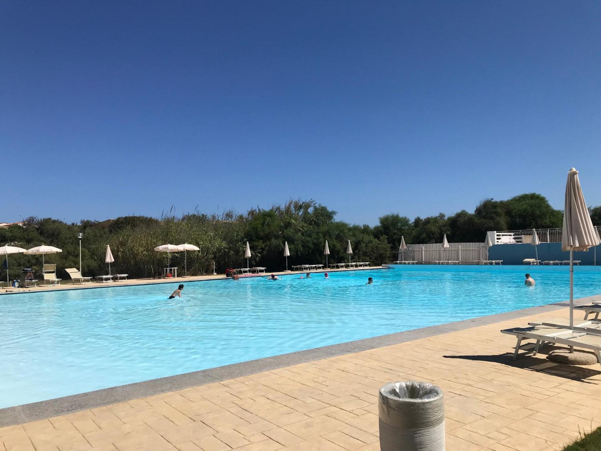 Maison De Vacances Dans Un Village De Vacances A100 M. De La Plage Badesi Exterior foto